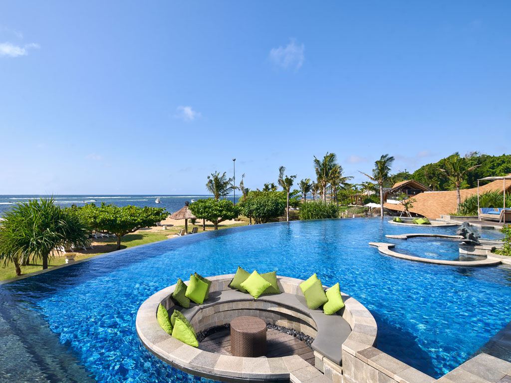 Grand Mirage