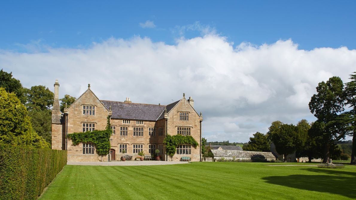 Pentrehobyn Hall